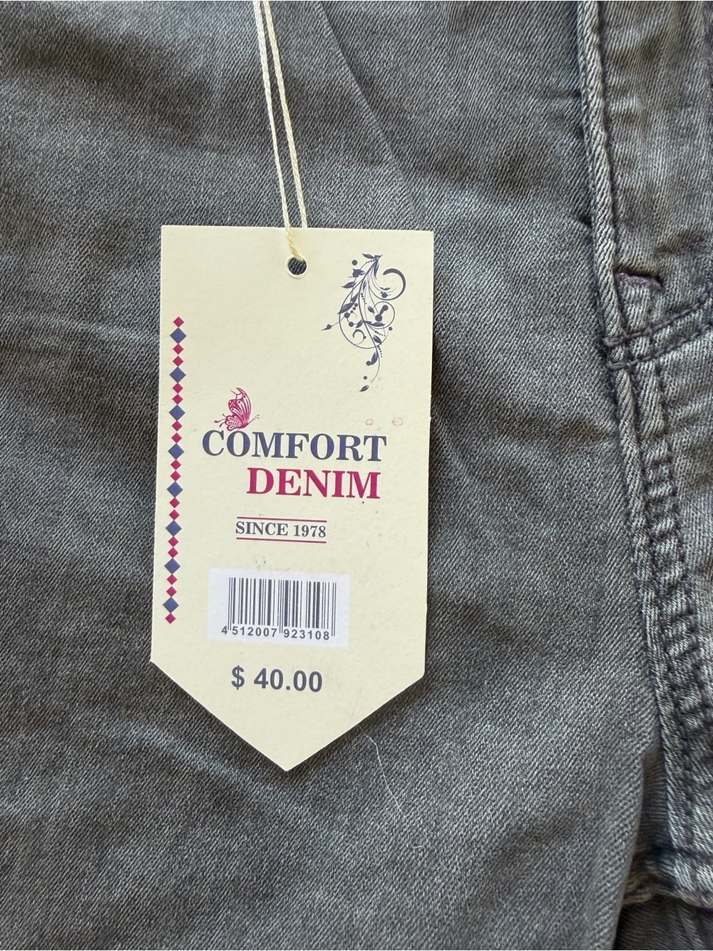 NWT Women's Comfort Denim Black Roll-Cuff Jean Short Size 6 (KB9) - Picture 3 of 8